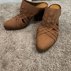 Universal Thread Dusty Pink Woven Mules